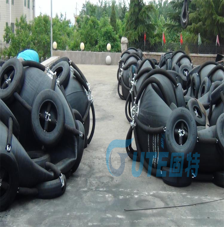 Specialized in the production of inflatable rubber fender